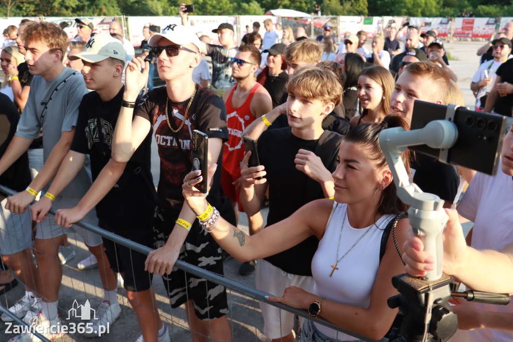 FOTORELACJA: RAP FEST W STREFIE KONCERTÓW w Zawierciu