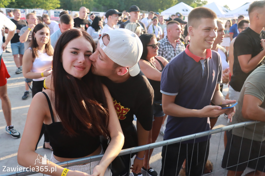 FOTORELACJA: RAP FEST W STREFIE KONCERTÓW w Zawierciu