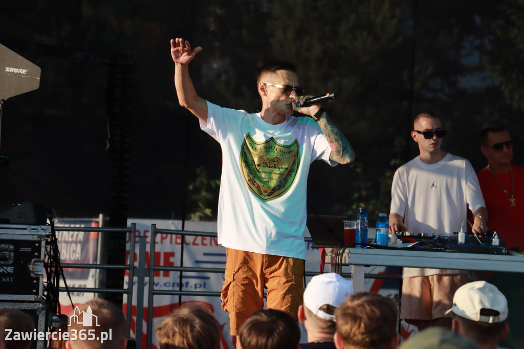 FOTORELACJA: RAP FEST W STREFIE KONCERTÓW w Zawierciu