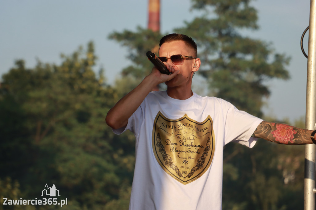 FOTORELACJA: RAP FEST W STREFIE KONCERTÓW w Zawierciu