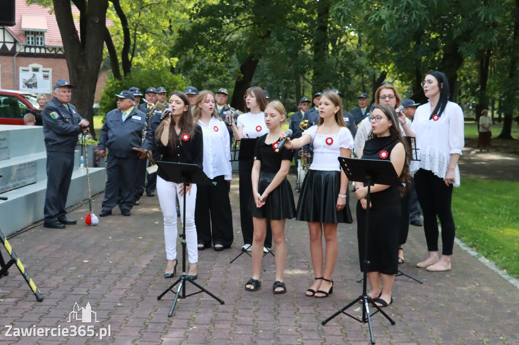 Fotorelacja: Obchody Święta Wojska Polskiego w Zawierciu