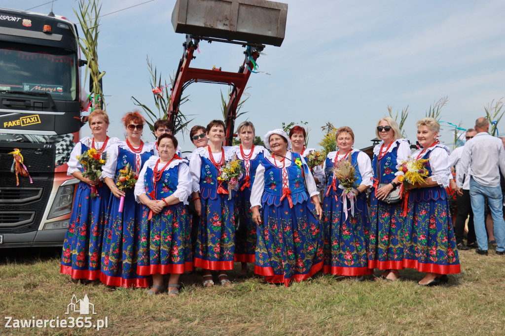 Fotorelacja: Korowód Dożynkowy w Kroczycach - Zlot Ciągników