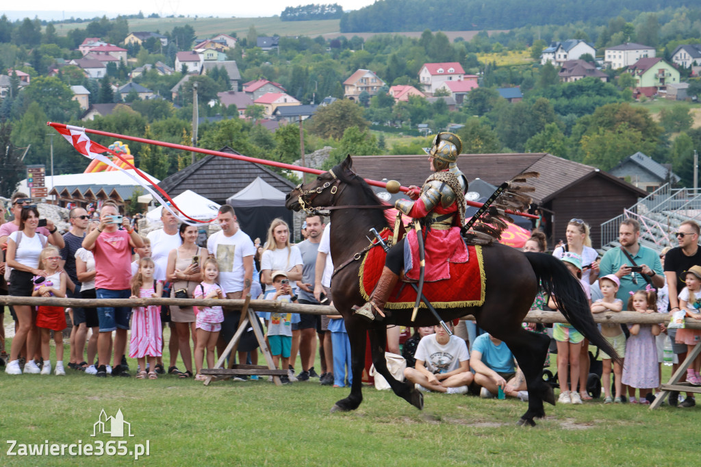 Fotorelacja: Pokaz konny husarii na Zamku Ogrodzieniec
