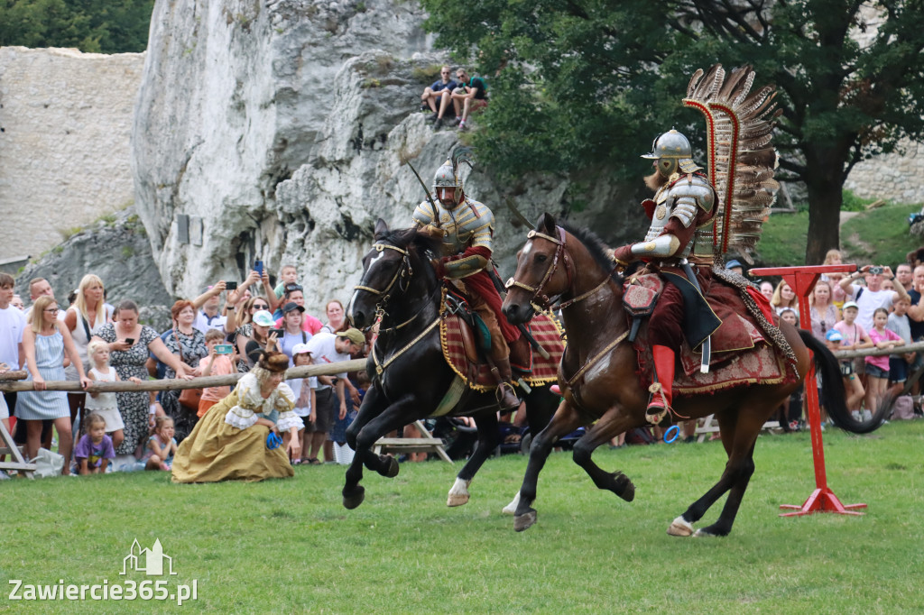 Fotorelacja: Pokaz konny husarii na Zamku Ogrodzieniec