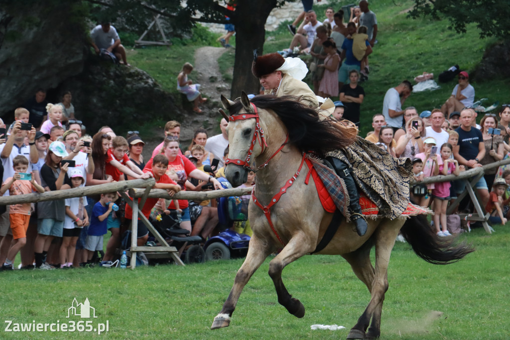 Fotorelacja: Pokaz konny husarii na Zamku Ogrodzieniec