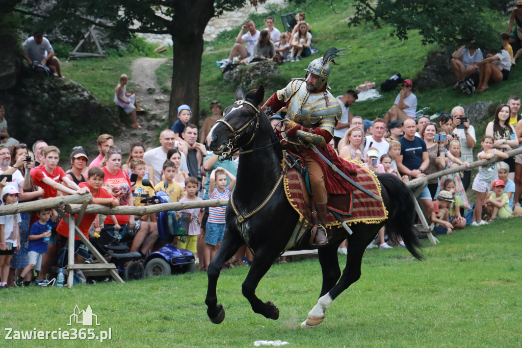 Fotorelacja: Pokaz konny husarii na Zamku Ogrodzieniec