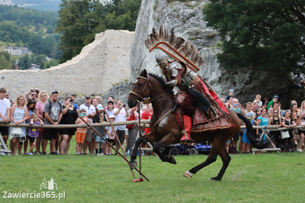 Fotorelacja: Pokaz konny husarii na Zamku Ogrodzieniec