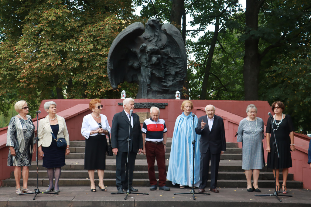 Fotorelacja: Zawiercie pamięta o ofiarach II wojny światowej