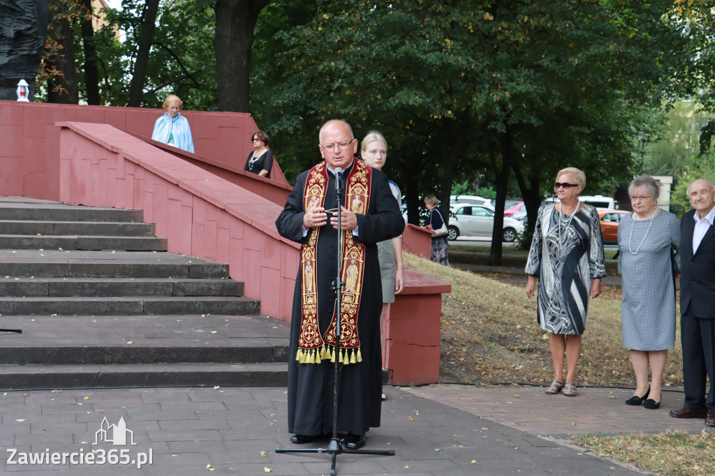 Fotorelacja: Zawiercie pamięta o ofiarach II wojny światowej