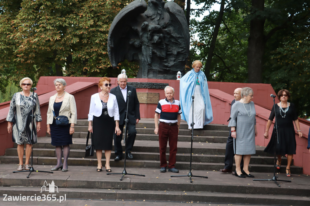 Fotorelacja: Zawiercie pamięta o ofiarach II wojny światowej