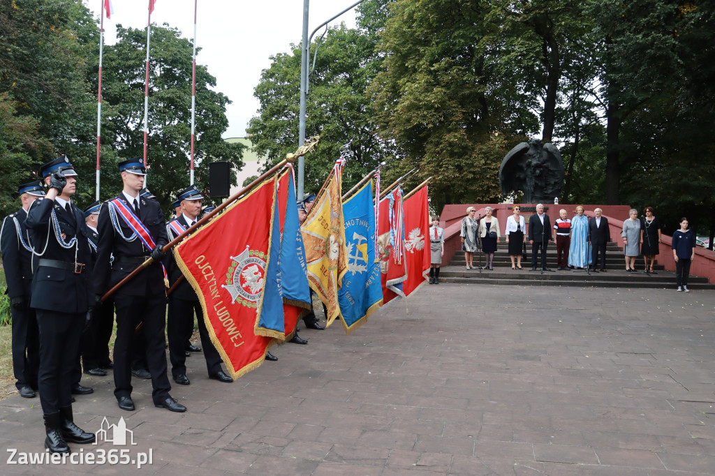 Fotorelacja: Zawiercie pamięta o ofiarach II wojny światowej