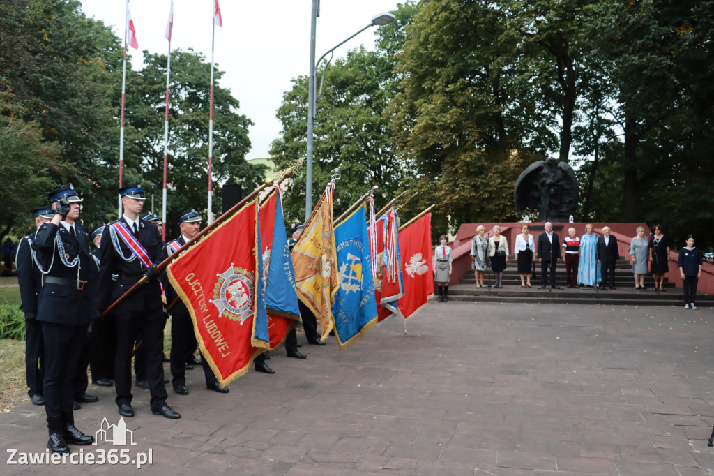 Fotorelacja: Zawiercie pamięta o ofiarach II wojny światowej