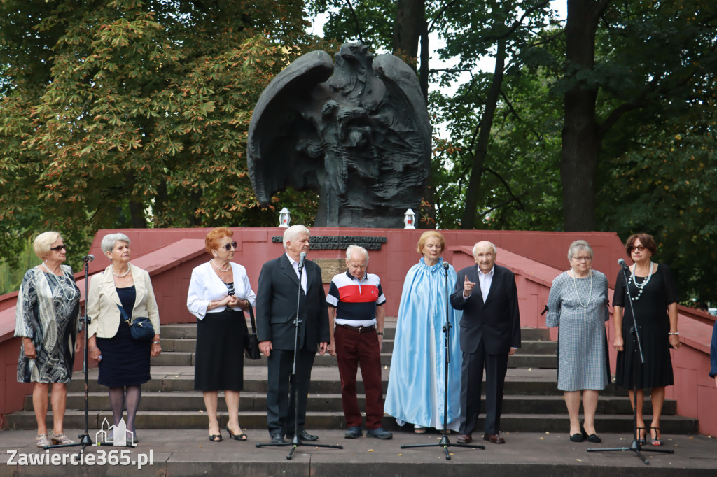 Fotorelacja: Zawiercie pamięta o ofiarach II wojny światowej