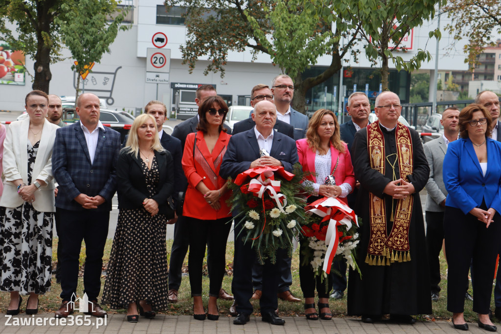 Fotorelacja: Zawiercie pamięta o ofiarach II wojny światowej