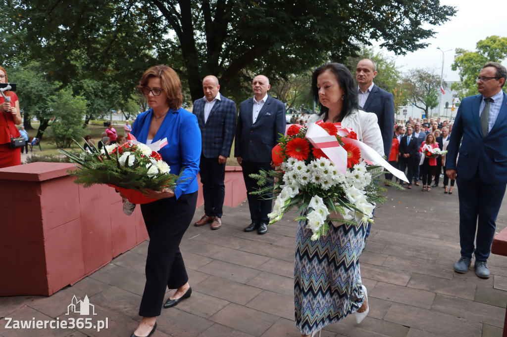 Fotorelacja: Zawiercie pamięta o ofiarach II wojny światowej