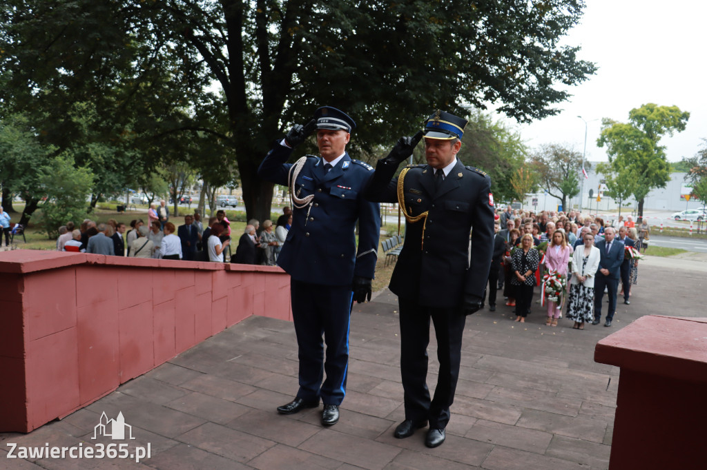 Fotorelacja: Zawiercie pamięta o ofiarach II wojny światowej