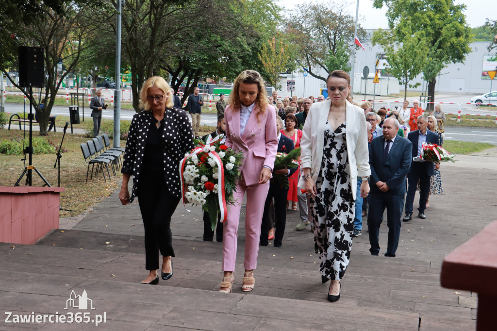 Fotorelacja: Zawiercie pamięta o ofiarach II wojny światowej