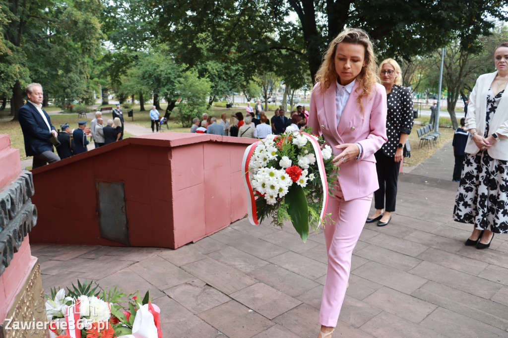 Fotorelacja: Zawiercie pamięta o ofiarach II wojny światowej