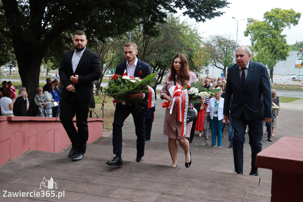 Fotorelacja: Zawiercie pamięta o ofiarach II wojny światowej