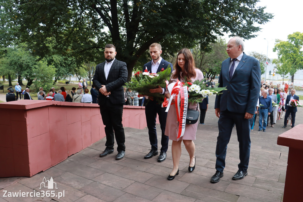 Fotorelacja: Zawiercie pamięta o ofiarach II wojny światowej