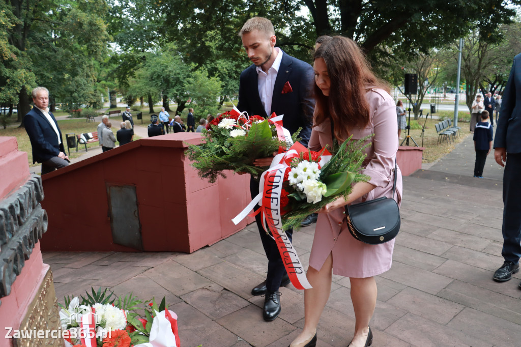 Fotorelacja: Zawiercie pamięta o ofiarach II wojny światowej