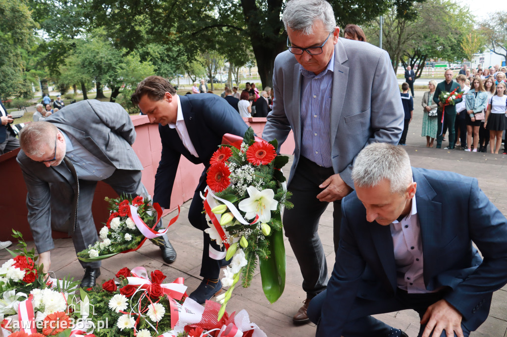 Fotorelacja: Zawiercie pamięta o ofiarach II wojny światowej