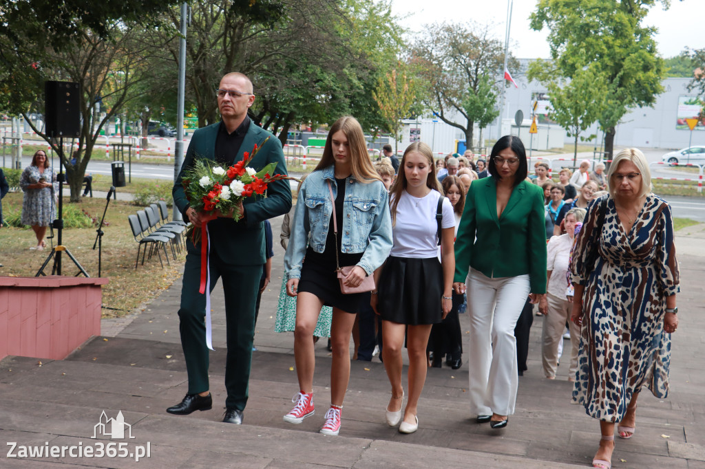 Fotorelacja: Zawiercie pamięta o ofiarach II wojny światowej