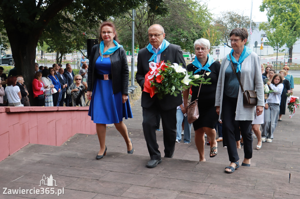 Fotorelacja: Zawiercie pamięta o ofiarach II wojny światowej