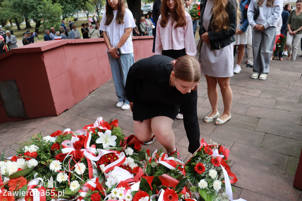 Fotorelacja: Zawiercie pamięta o ofiarach II wojny światowej