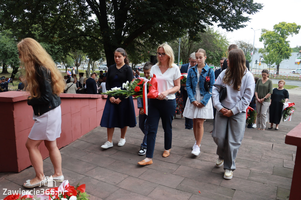 Fotorelacja: Zawiercie pamięta o ofiarach II wojny światowej