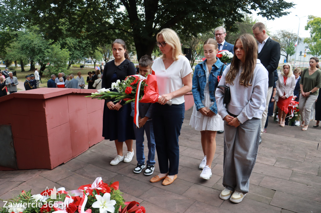 Fotorelacja: Zawiercie pamięta o ofiarach II wojny światowej