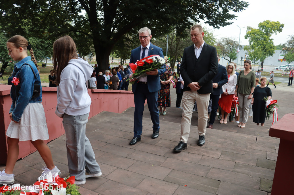 Fotorelacja: Zawiercie pamięta o ofiarach II wojny światowej