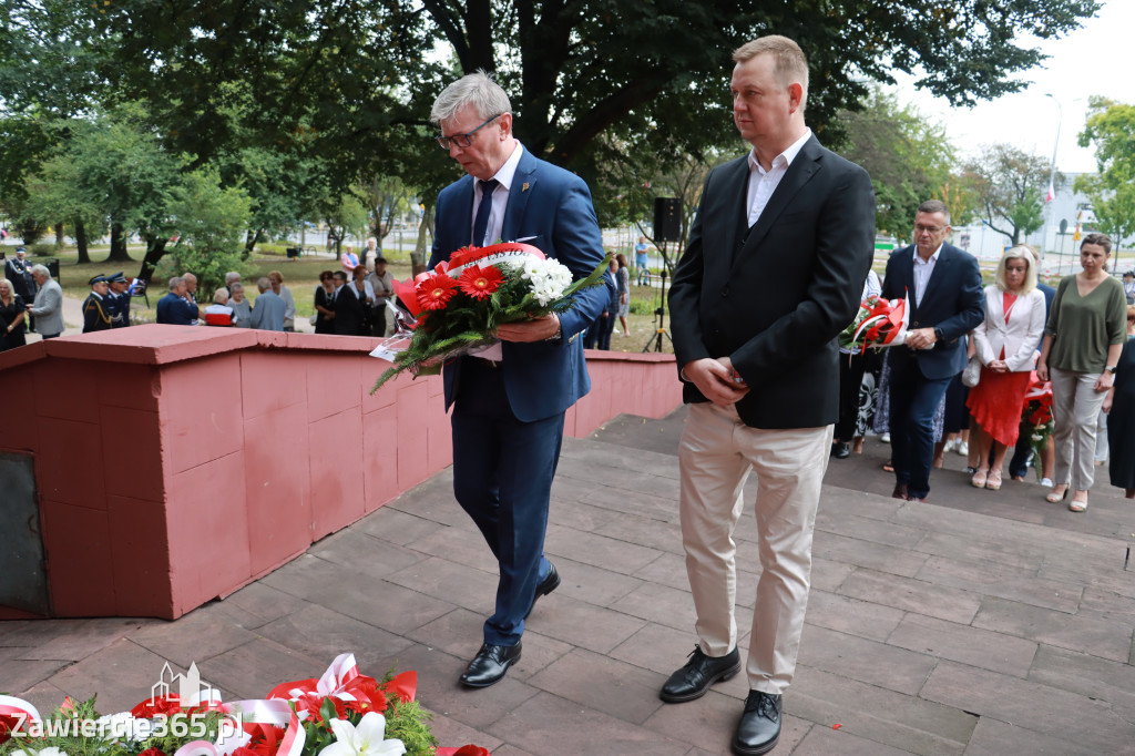 Fotorelacja: Zawiercie pamięta o ofiarach II wojny światowej