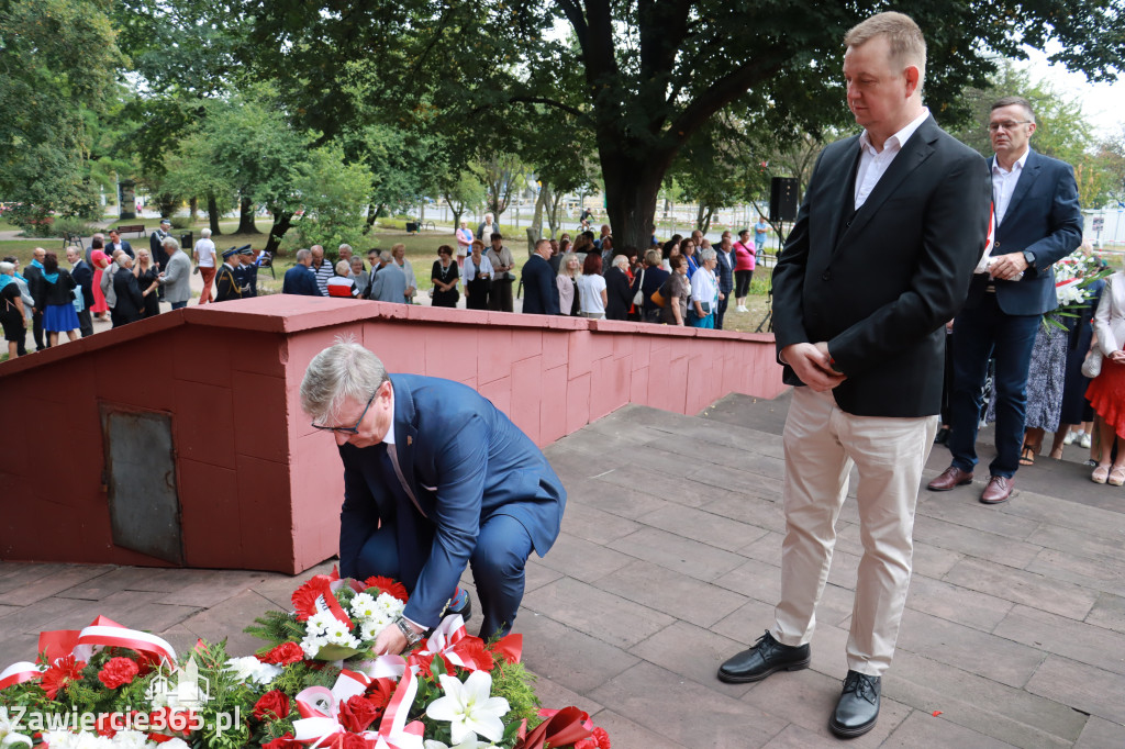 Fotorelacja: Zawiercie pamięta o ofiarach II wojny światowej