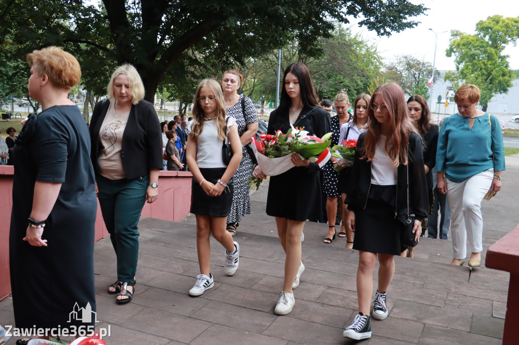 Fotorelacja: Zawiercie pamięta o ofiarach II wojny światowej