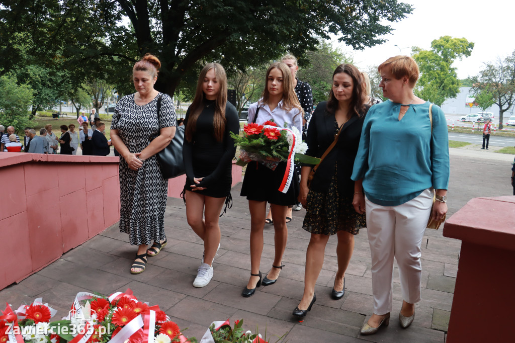 Fotorelacja: Zawiercie pamięta o ofiarach II wojny światowej