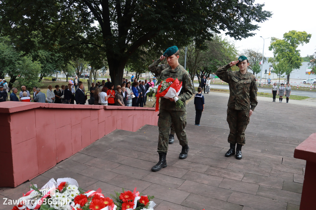 Fotorelacja: Zawiercie pamięta o ofiarach II wojny światowej