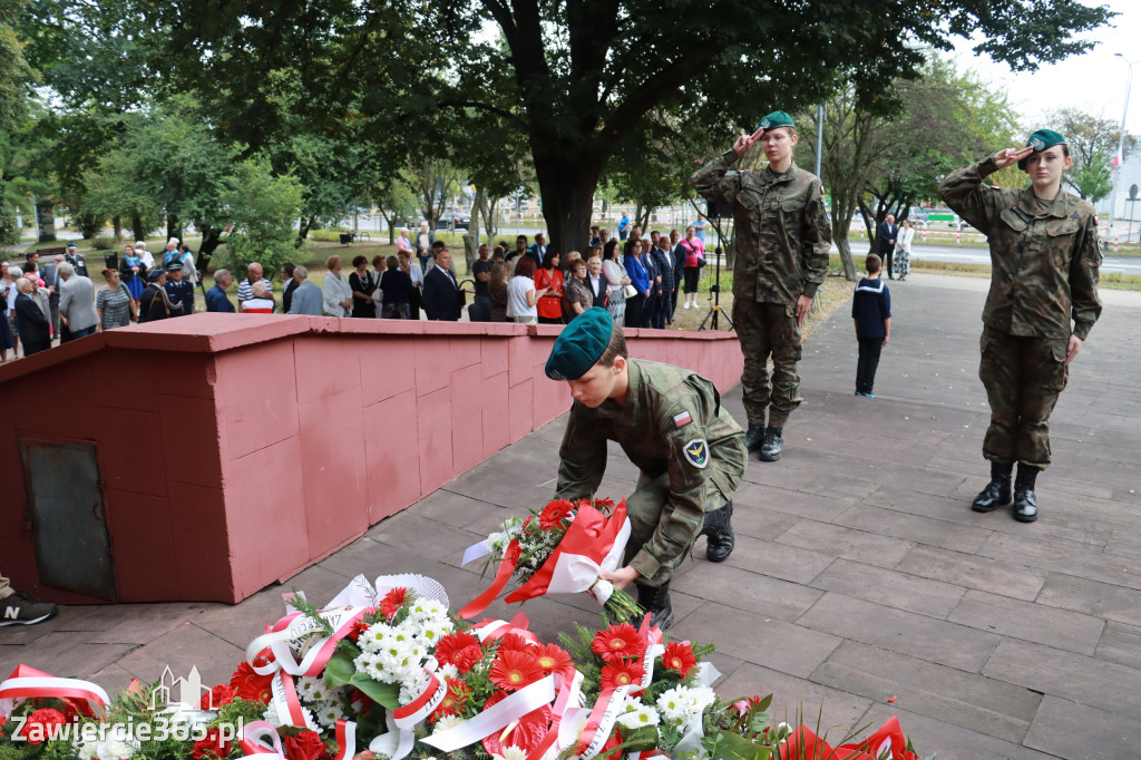 Fotorelacja: Zawiercie pamięta o ofiarach II wojny światowej