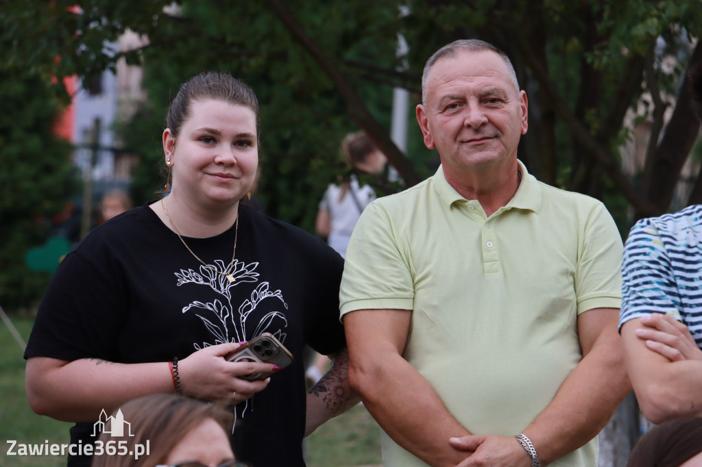 Fotorelacja: Piknik Rodzinny - Przedszkole nr 4 w Zawierciu