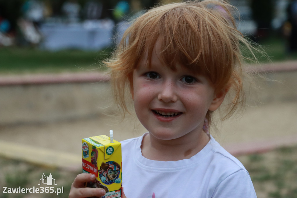 Fotorelacja: Piknik Rodzinny - Przedszkole nr 4 w Zawierciu