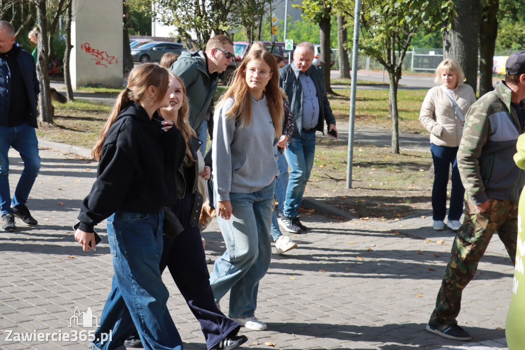 Fotorelacja: Parada Psów w Zawierciu.