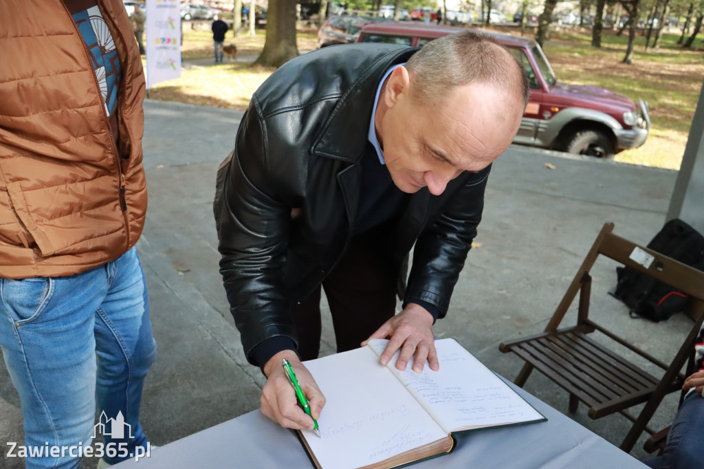 Fotorelacja: Parada Psów w Zawierciu.