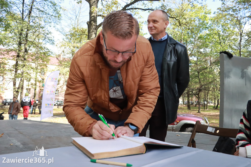 Fotorelacja: Parada Psów w Zawierciu.