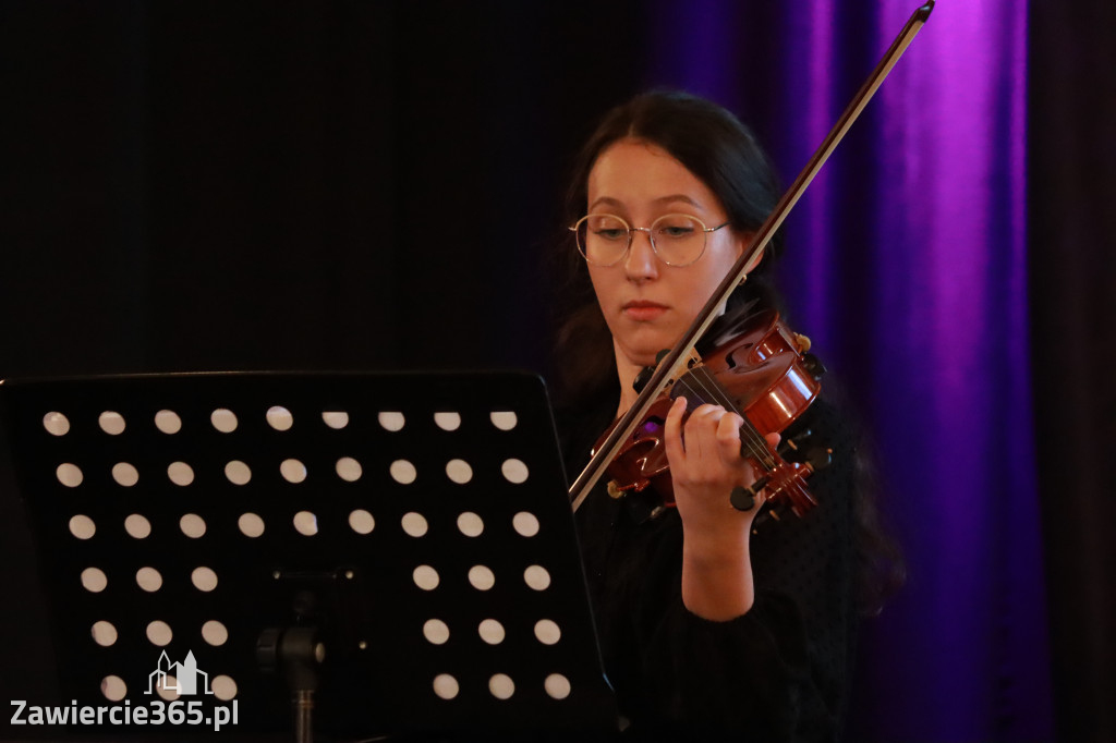 Fotorelacja: Koncert Impresje Jesienne w Filharmonii Jurajskiej