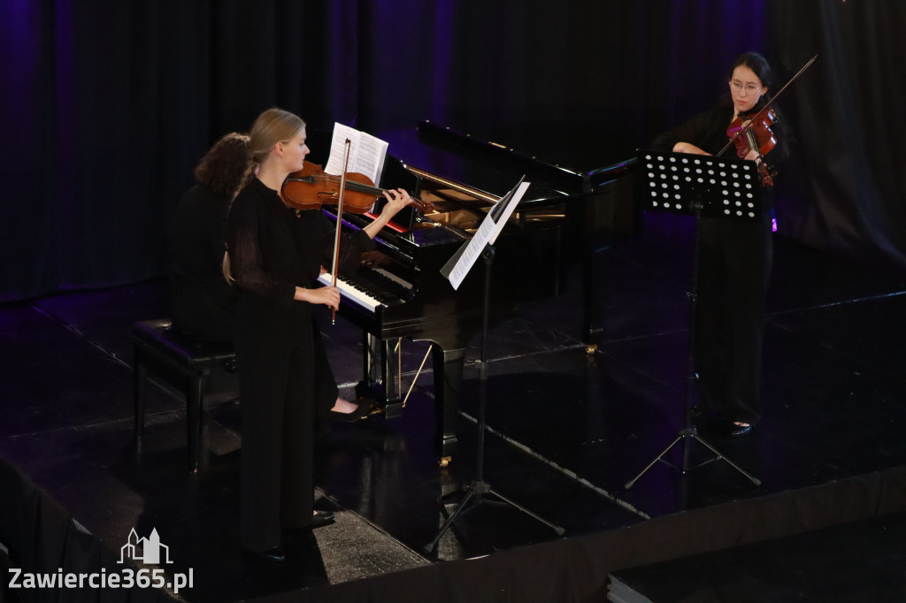 Fotorelacja: Koncert Impresje Jesienne w Filharmonii Jurajskiej