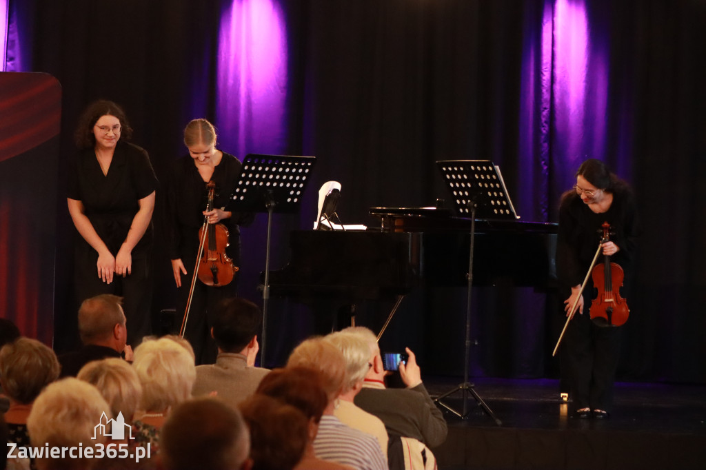 Fotorelacja: Koncert Impresje Jesienne w Filharmonii Jurajskiej