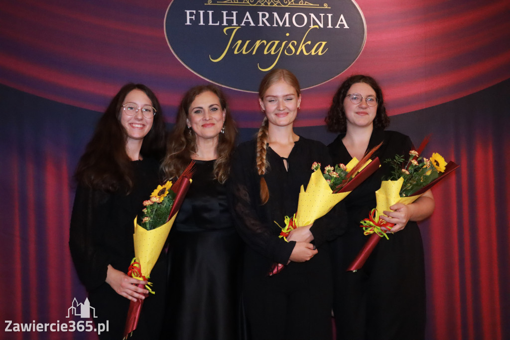 Fotorelacja: Koncert Impresje Jesienne w Filharmonii Jurajskiej