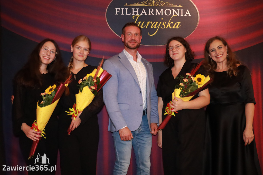 Fotorelacja: Koncert Impresje Jesienne w Filharmonii Jurajskiej