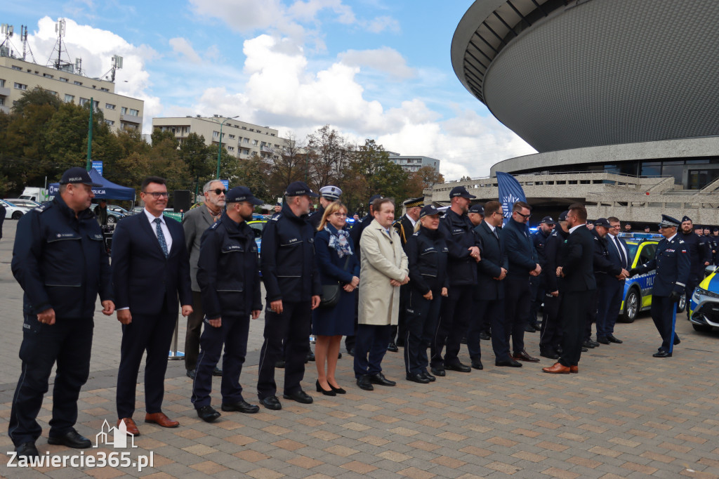 Fotorelacja: 2 nowe radiowozy dla Powiatu Zawierciańskiego