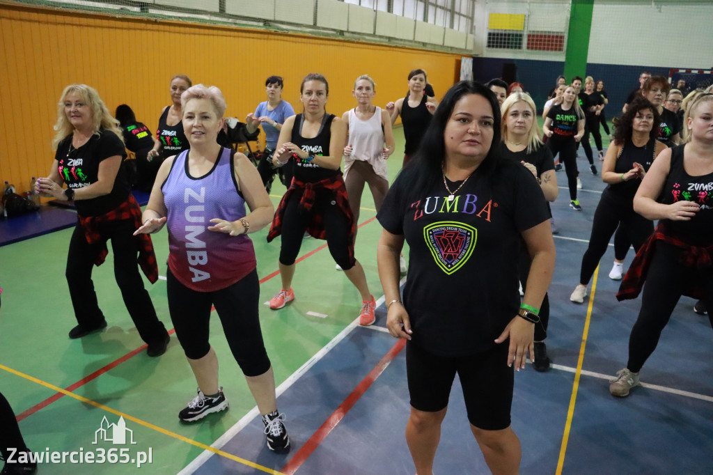 Fotorelacja: Charytatywny maraton zumby w Zawierciu